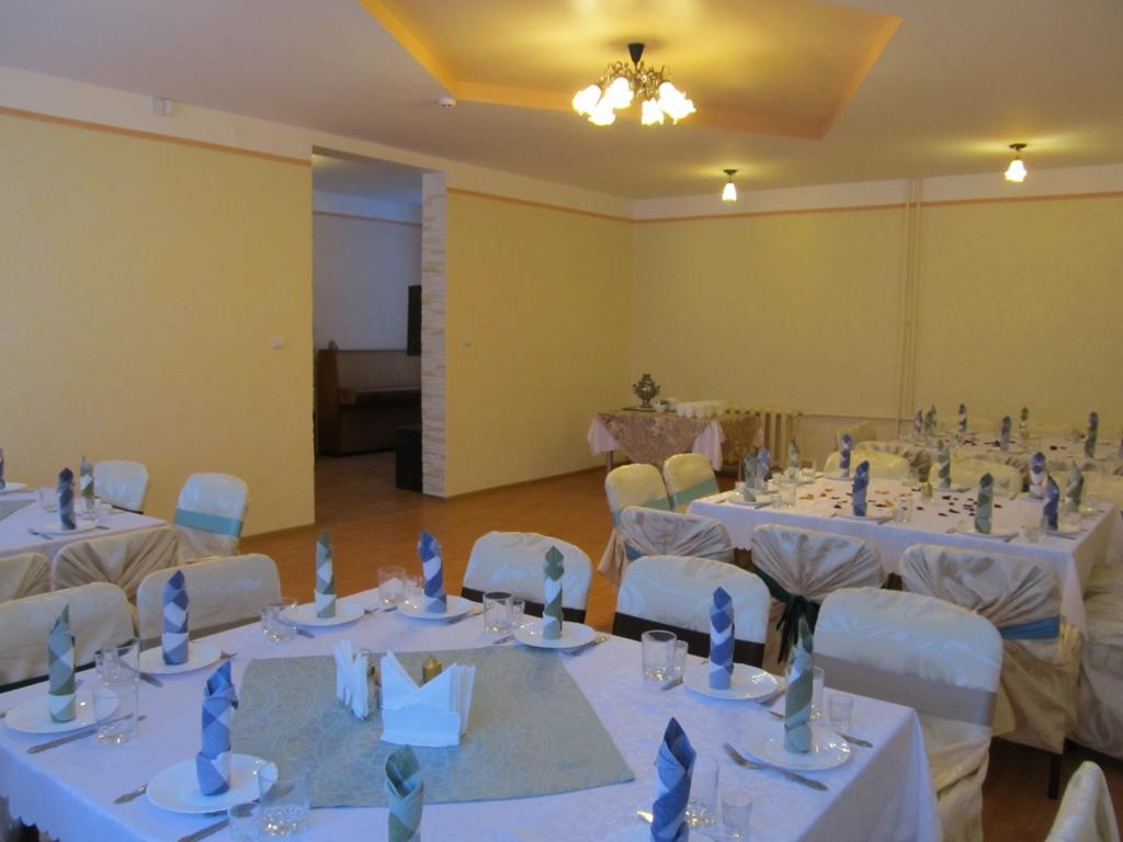 מלון Krāslava Viesu Maja Ezerkalns מראה חיצוני תמונה